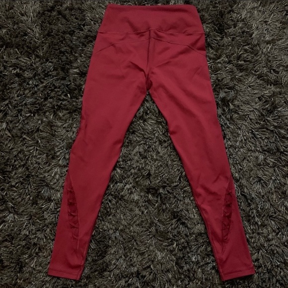 VS Sport Knockout Leggings in Maroon - Picture 4 of 4